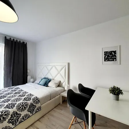 Apartamenty Mewa Parter - Rybacka 5A Апартаменты *